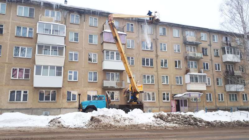 На Южном Урале проверят работу управляющих организаций по уборке снега .